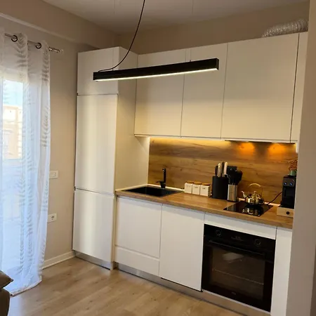 Seaside With 70 M2 Terrace & Bbq-150 M From Beach! Appartamento